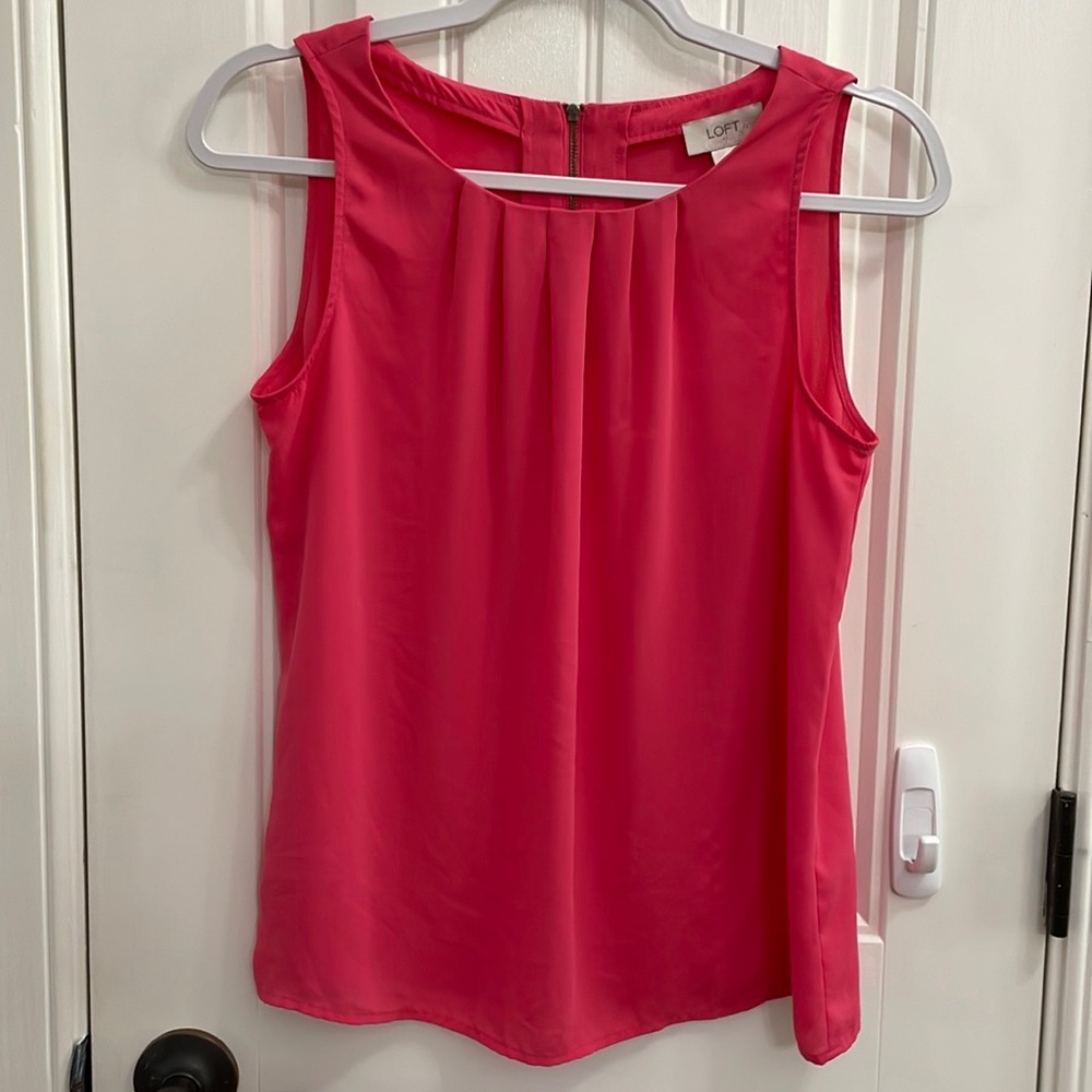 Loft pink top. SP - Picture 1 of 6